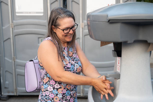 Best Porta potty rental near me  in Sallisaw, OK